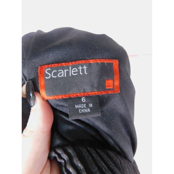 Scarlett Black Textured Gown 6 Beaded Waist Keyhole - Picture 4 of 12